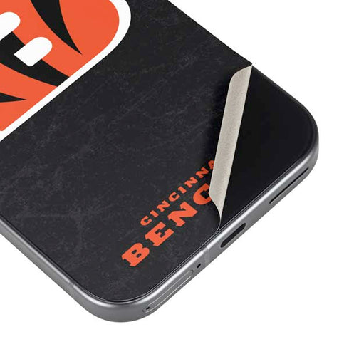 NFL Cincinnati Bengals - Distressed Pixel 9 Pro XL Skin